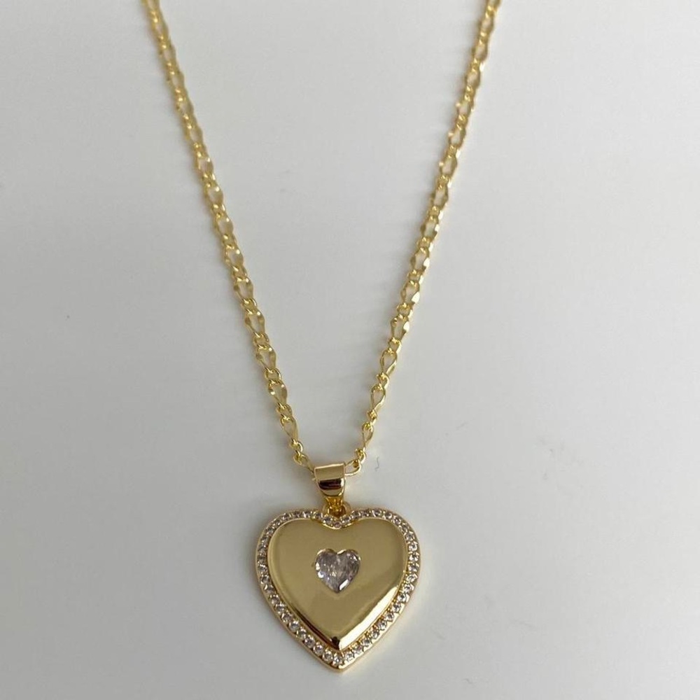 Gold Plated Heart Pendant Necklace! - Picture 2 of 5